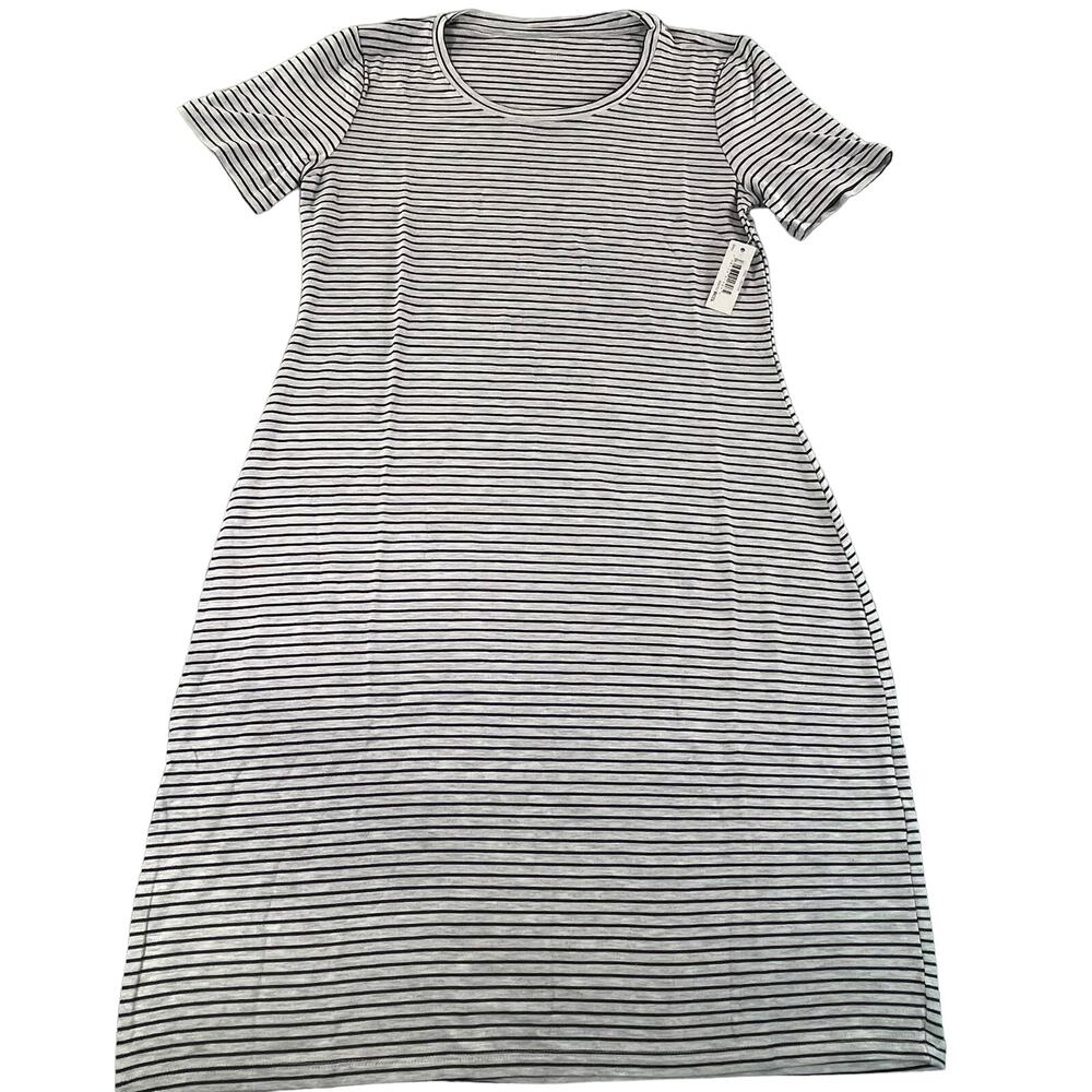 L2000 NWT Daily Ritual T-Shirt Dress size Small